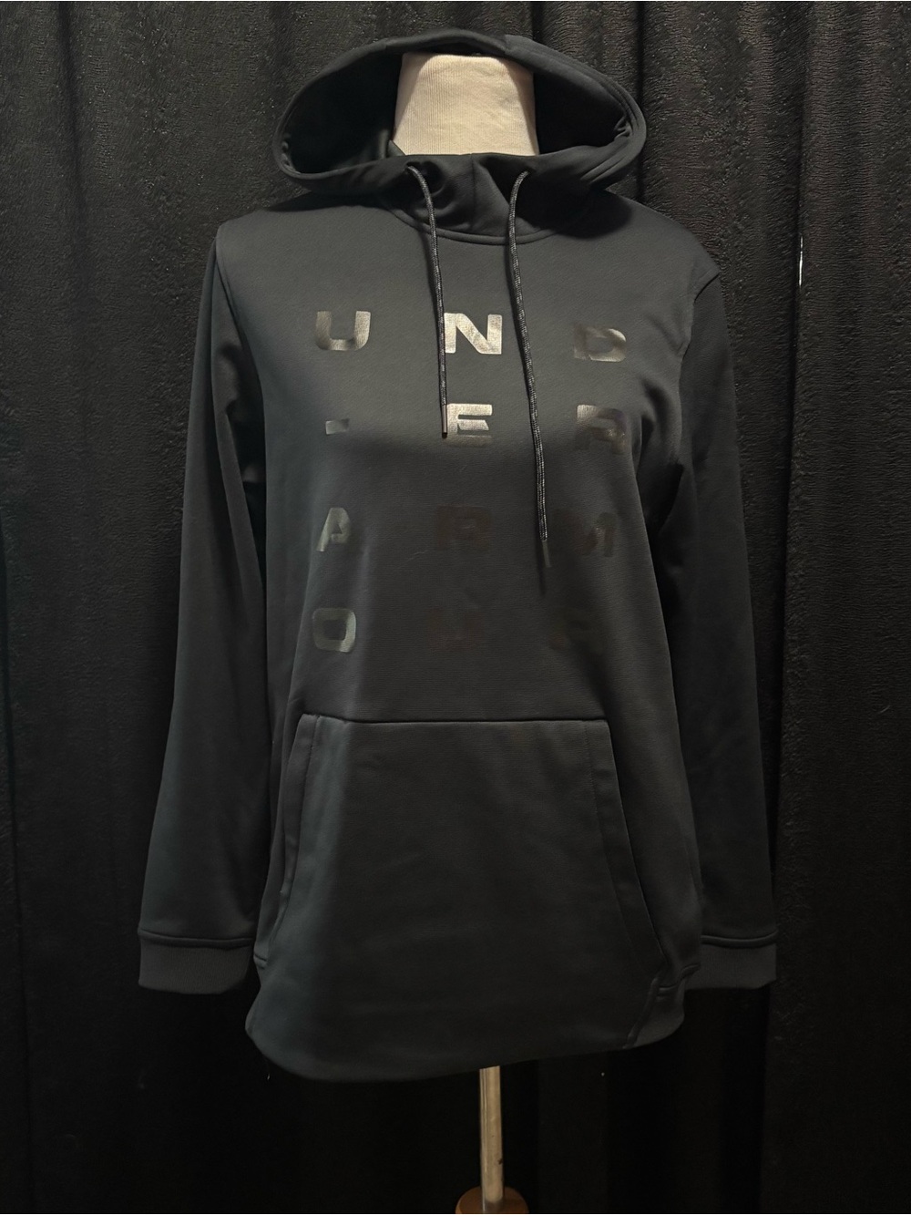Under Armour Men's Black Pullover Hoodie Sweater